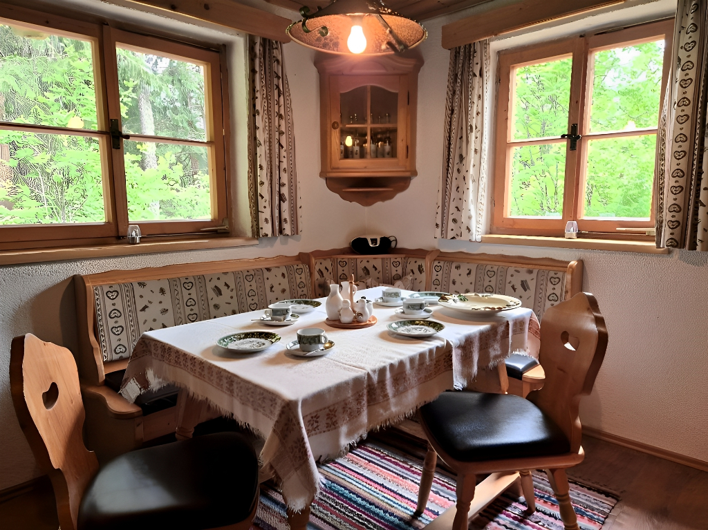 Vogelsanghütte in Alleinlage im Inntal ... herzlich willkommen in der Vogelsanghütte